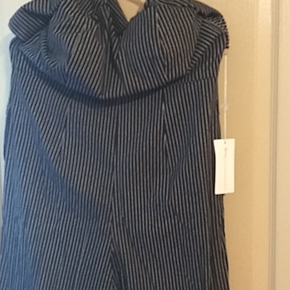 Jumper - Picture 2 of 4